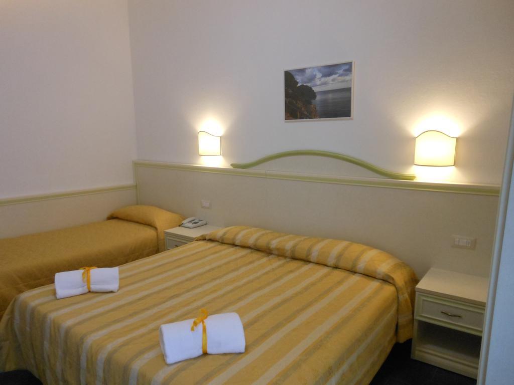 Hotel Due Torri Porto Azzurro Luaran gambar