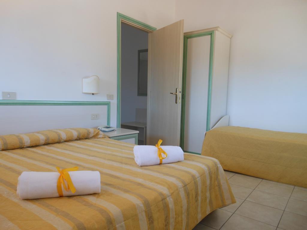 Hotel Due Torri Porto Azzurro Luaran gambar