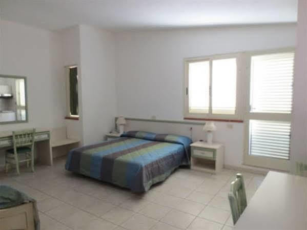 Hotel Due Torri Porto Azzurro Luaran gambar