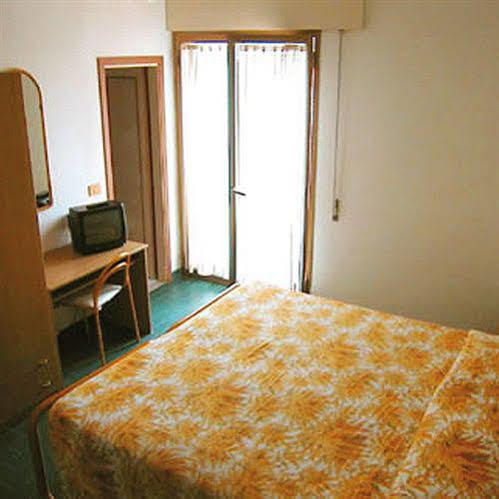 Hotel Due Torri Porto Azzurro Luaran gambar