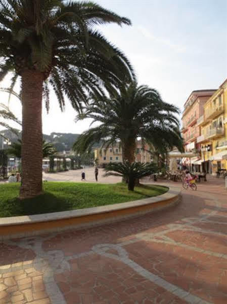 Hotel Due Torri Porto Azzurro Luaran gambar